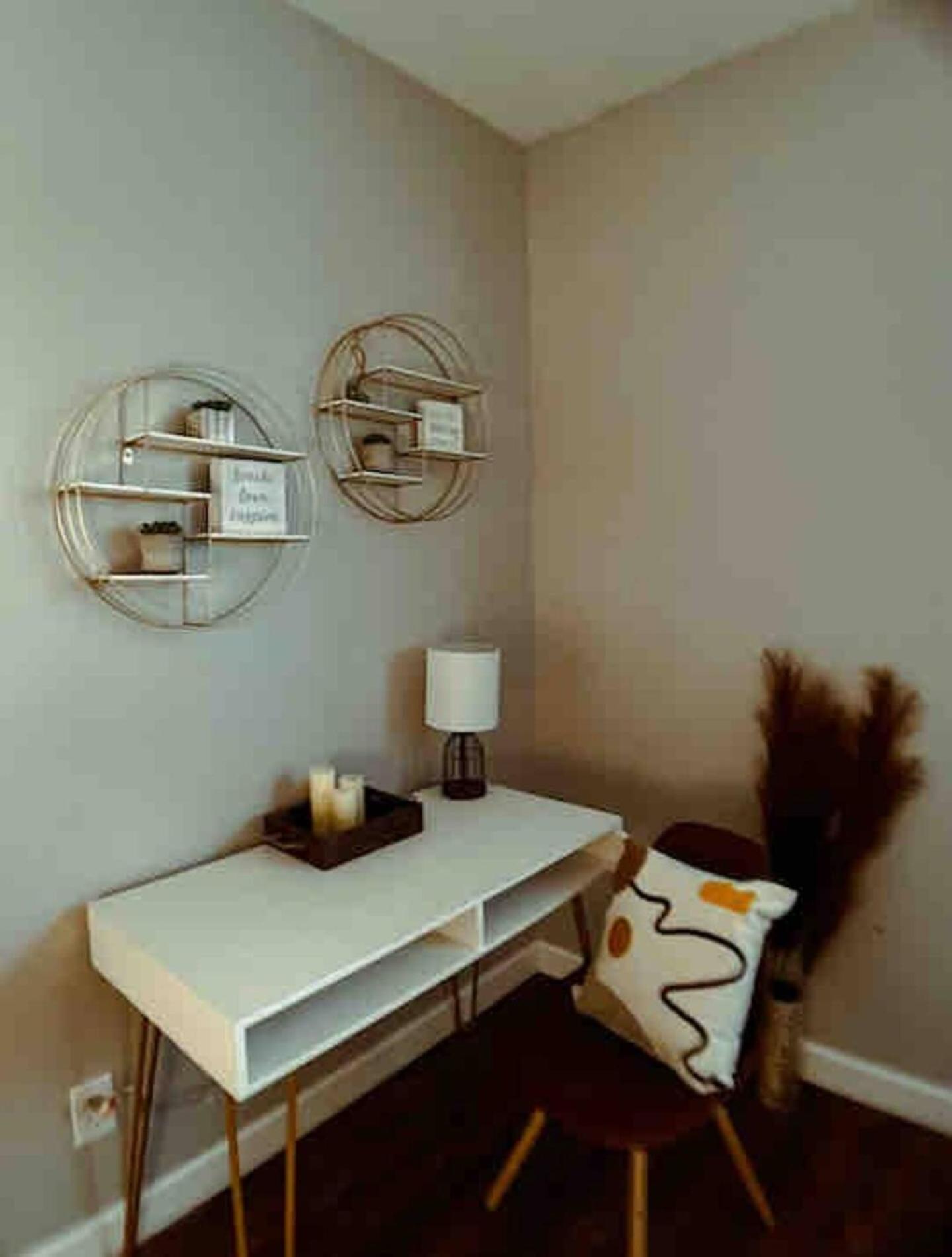 Modern Duplex Near Arenas, Hospitals, Universities, & Attractions